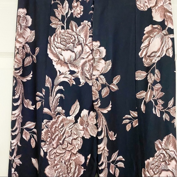 MinkPink Floral High Rise Flare Mesh Panel Pants - Picture 6 of 9